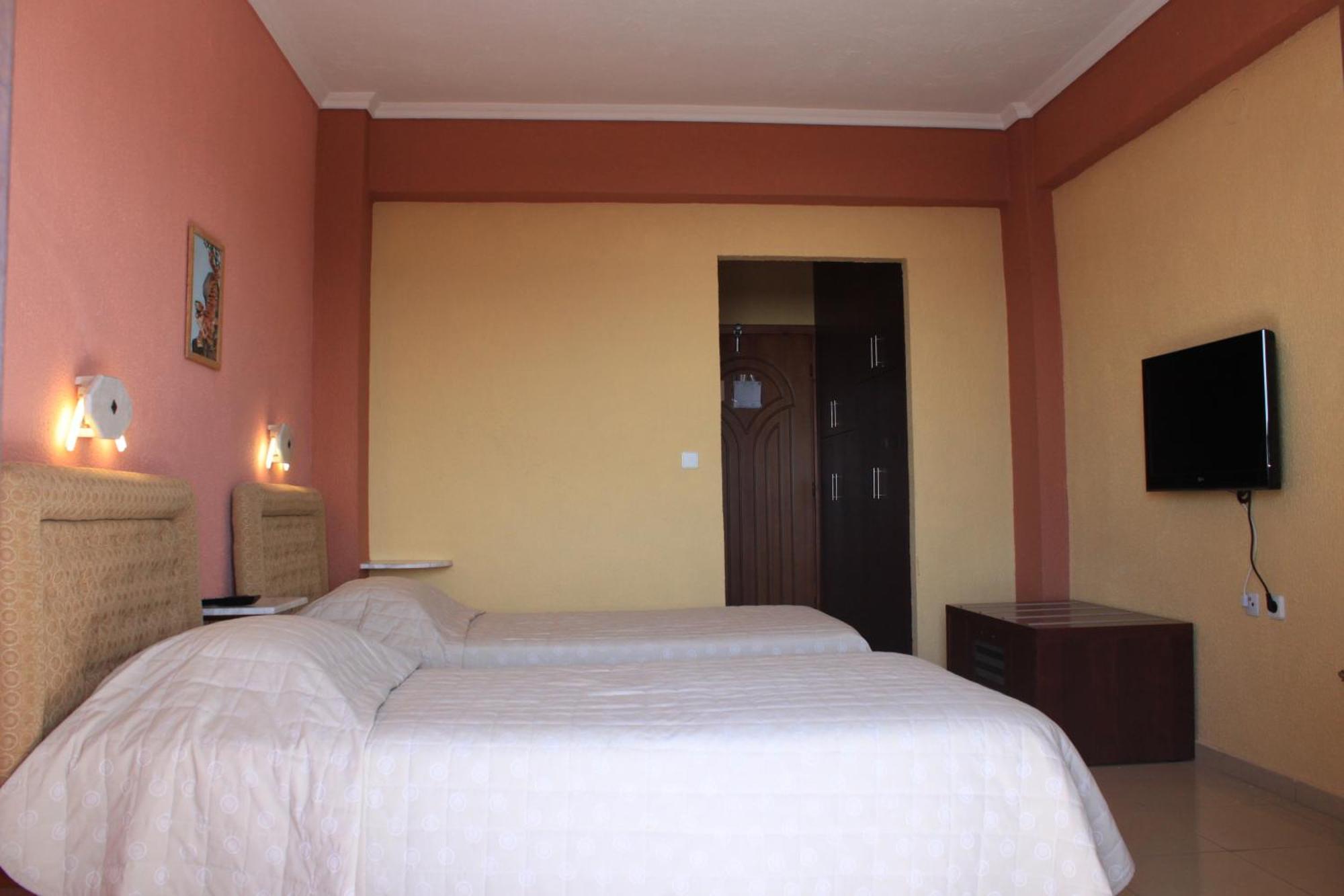 Athorama Hotel Ouranoupoli Ngoại thất bức ảnh